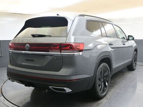 New 2026 Volkswagen Atlas SE image 5
