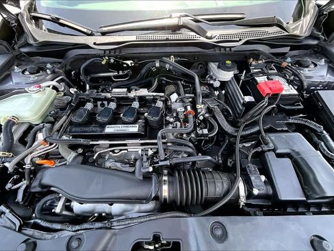 Used 2019 Honda Civic Touring image 31