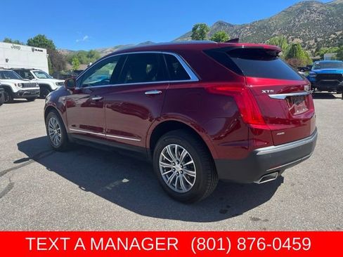 Used 2017 Cadillac XT5 Luxury w/ Driver Awareness Package AWD/4WD image 6