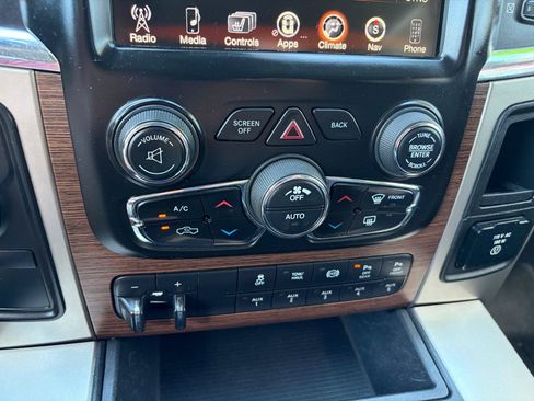Used 2017 RAM 2500 Laramie w/ Convenience Group AWD/4WD image 28