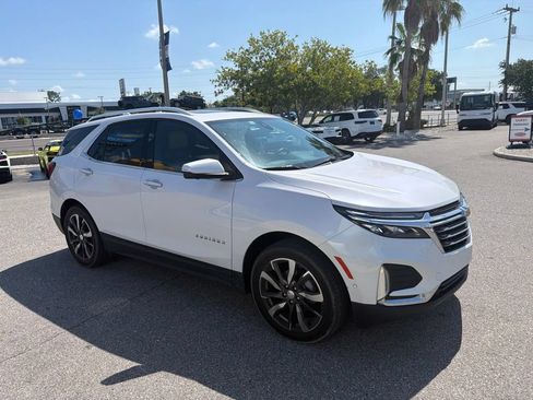 Used 2024 Chevrolet Equinox Premier FWD image 2