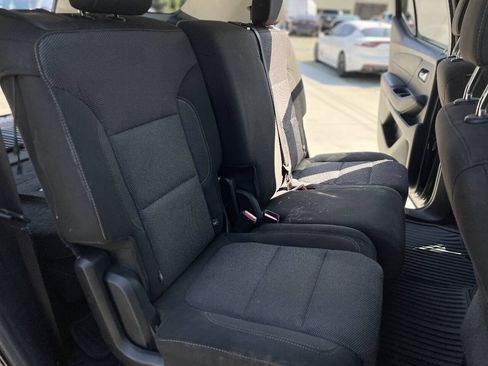 Used 2018 Chevrolet Traverse LT FWD image 25