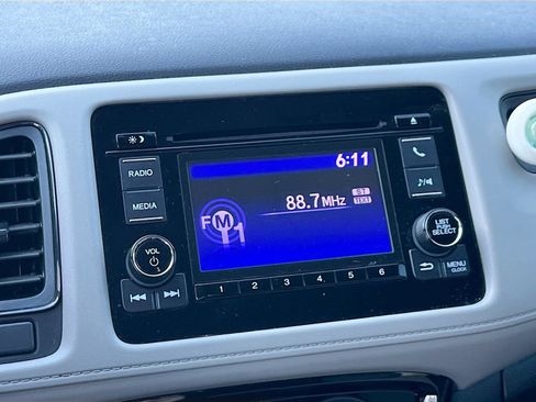 Used 2022 Honda HR-V LX image 14