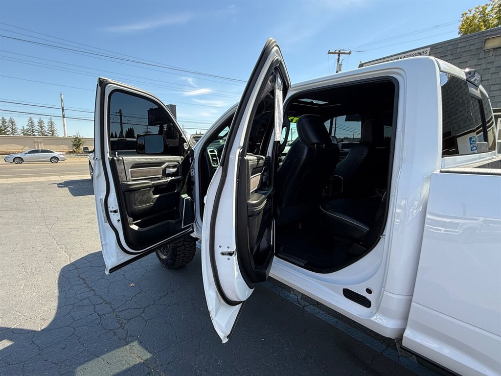 Used 2022 RAM 2500 Laramie AWD/4WD image 13