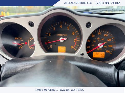 Used 2005 Nissan 350Z Enthusiast RWD image 13