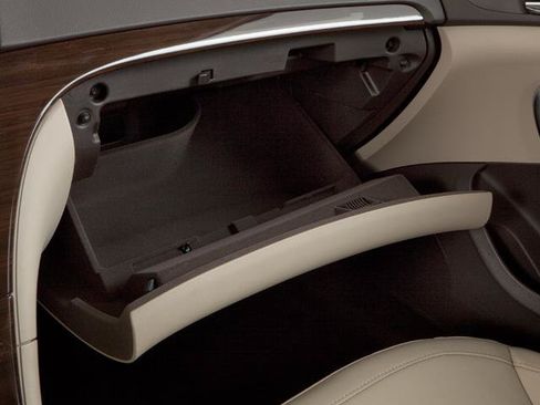 Used 2011 Buick Regal CXL w/ RL5 Preferred Equipment Group FWD image 37