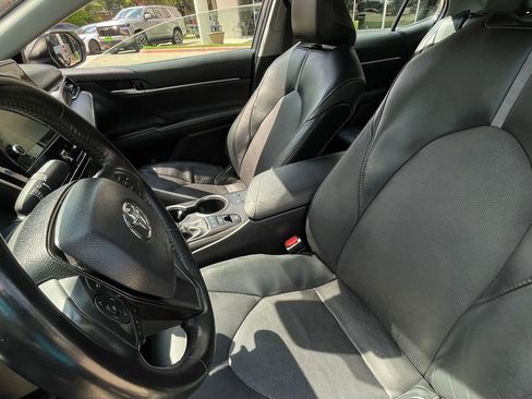 Used 2024 Toyota Camry XSE FWD image 22