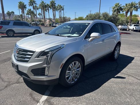 Used 2019 Cadillac XT5 Premium Luxury image 1