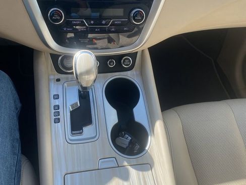 Used 2016 Nissan Murano Platinum w/ Platinum Technology Package image 17