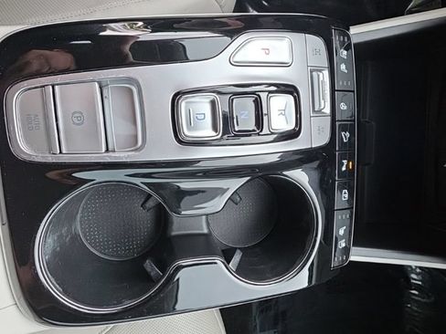 Used 2022 Hyundai Tucson Limited AWD/4WD image 19