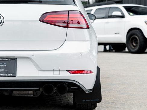 Used 2019 Volkswagen Golf R 4-Door AWD/4WD image 14