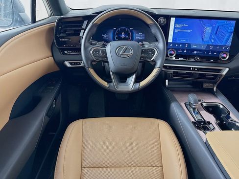 Used 2025 Lexus RX 350 Premium w/ Accessory Package (Z1) FWD image 24