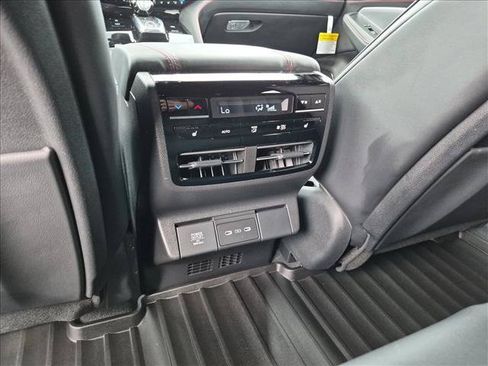 Certified 2026 Acura MDX A-Spec w/ Advance Package AWD/4WD image 17
