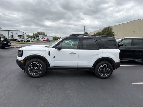Certified 2025 Ford Bronco Sport Outer Banks w/ Outer Banks Tech Package+ AWD/4WD image 7