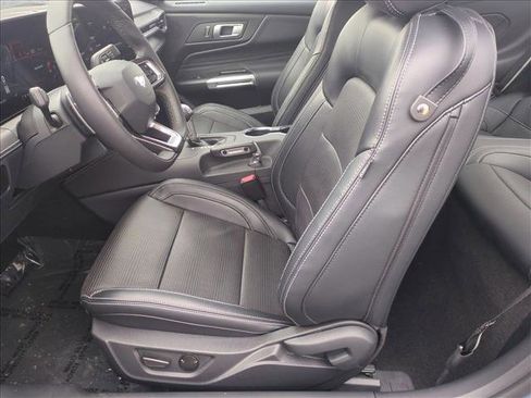 Used 2025 Ford Mustang GT Premium w/ GT Performance Package image 16