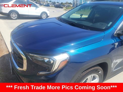 Used 2019 GMC Terrain SLE w/ Driver Convenience Package FWD image 7