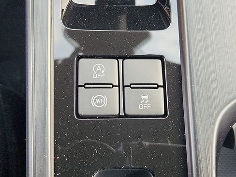 New 2026 Subaru Outback Limited AWD/4WD image 17