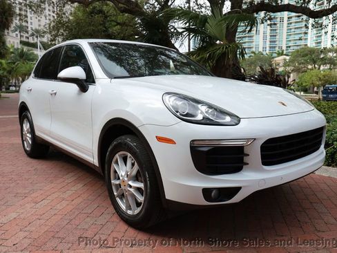 Used 2016 Porsche Cayenne image 68