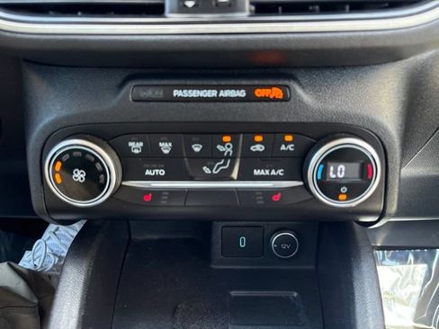 Used 2020 Ford Escape SE AWD/4WD image 18