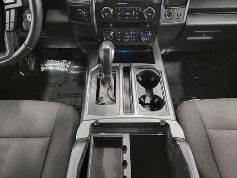 Used 2019 Ford F150 XLT w/ Equipment Group 302A Luxury AWD/4WD image 47