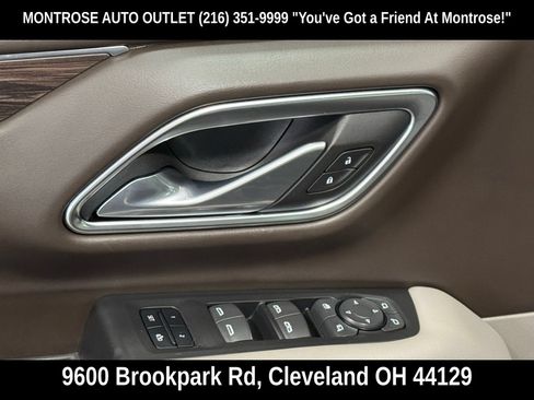 Used 2022 Chevrolet Tahoe Z71 w/ Z71 Off-Road Package AWD/4WD image 14
