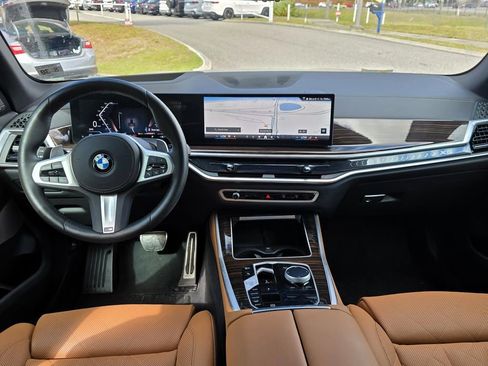 Used 2026 BMW X5 xDrive40i w/ M Sport Package AWD/4WD image 12