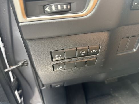 Used 2019 Lexus NX 300h AWD w/ Premium Package image 9