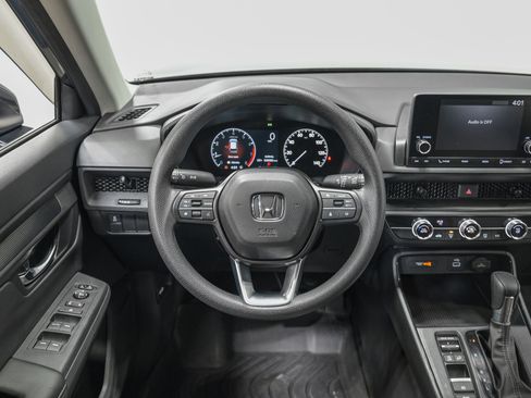 Used 2025 Honda CR-V LX image 16
