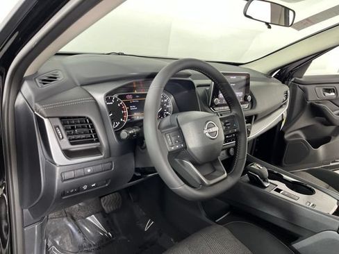 New 2026 Nissan Rogue SV w/ Cold Weather Package FWD image 20