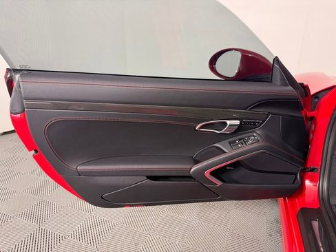 Certified 2024 Porsche 718 Cayman GTS RWD image 18