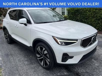 Used 2023 Volvo XC40 B5 Plus w/ Protection Package Premier