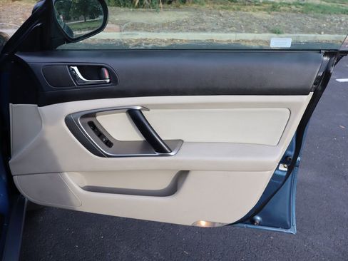 Used 2007 Subaru Outback 2.5i image 26