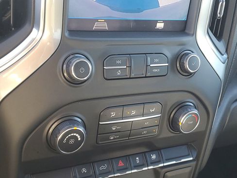 Used 2020 Chevrolet Silverado 1500 RST w/ RST Value Package image 29