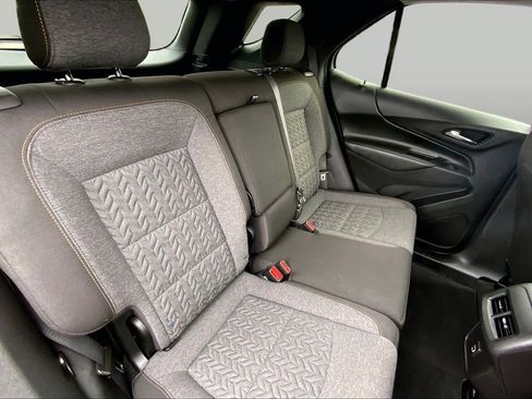 Used 2024 Chevrolet Equinox LT FWD image 17