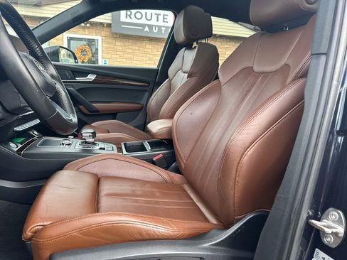 Used 2018 Audi Q5 2.0T Premium Plus w/ Premium Plus Package image 24