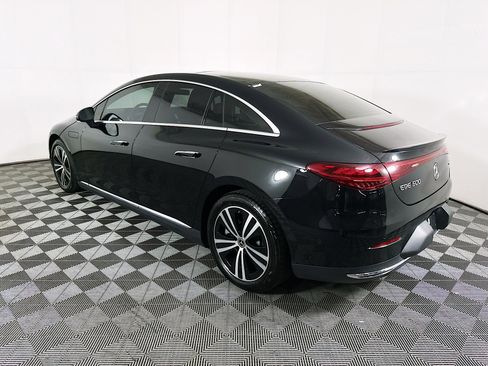 Used 2023 Mercedes-Benz EQE 500 4MATIC Sedan image 5
