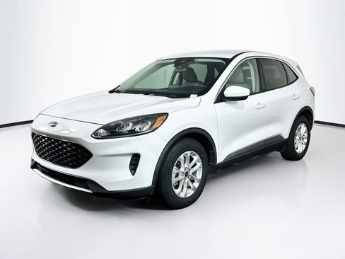 Used 2021 Ford Escape SE FWD image 3