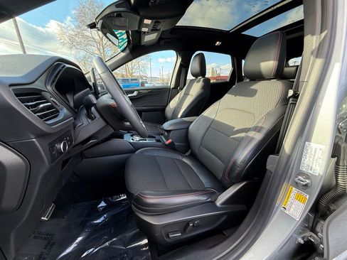 Used 2023 Ford Escape ST-Line w/ Tech Pack #1 image 14