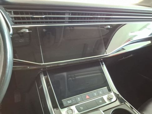 Used 2022 Audi Q7 3.0T Premium Plus w/ Premium Plus Package AWD/4WD image 13
