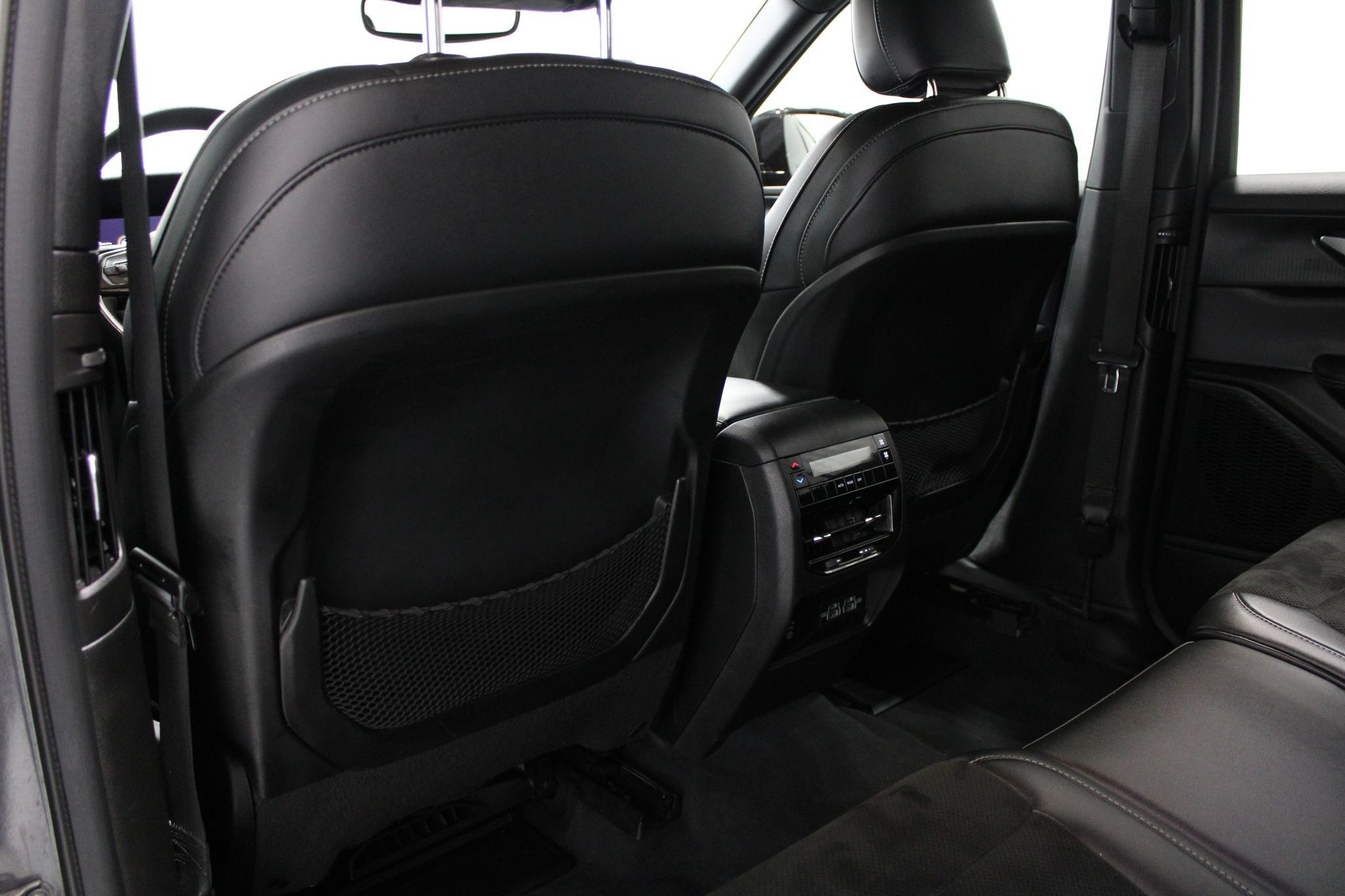 Used 2023 Jeep Grand Cherokee L Laredo AWD/4WD image 16