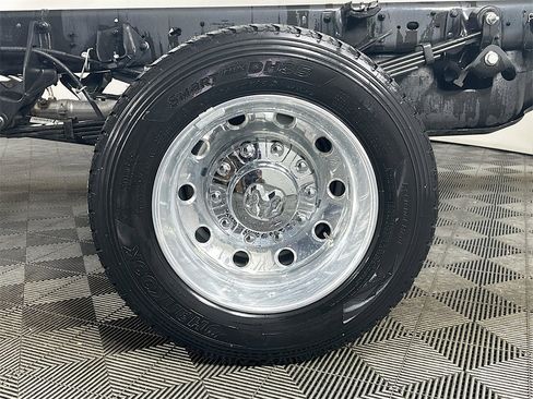 New 2026 RAM 5500 Tradesman w/ Chrome Appearance Group image 17