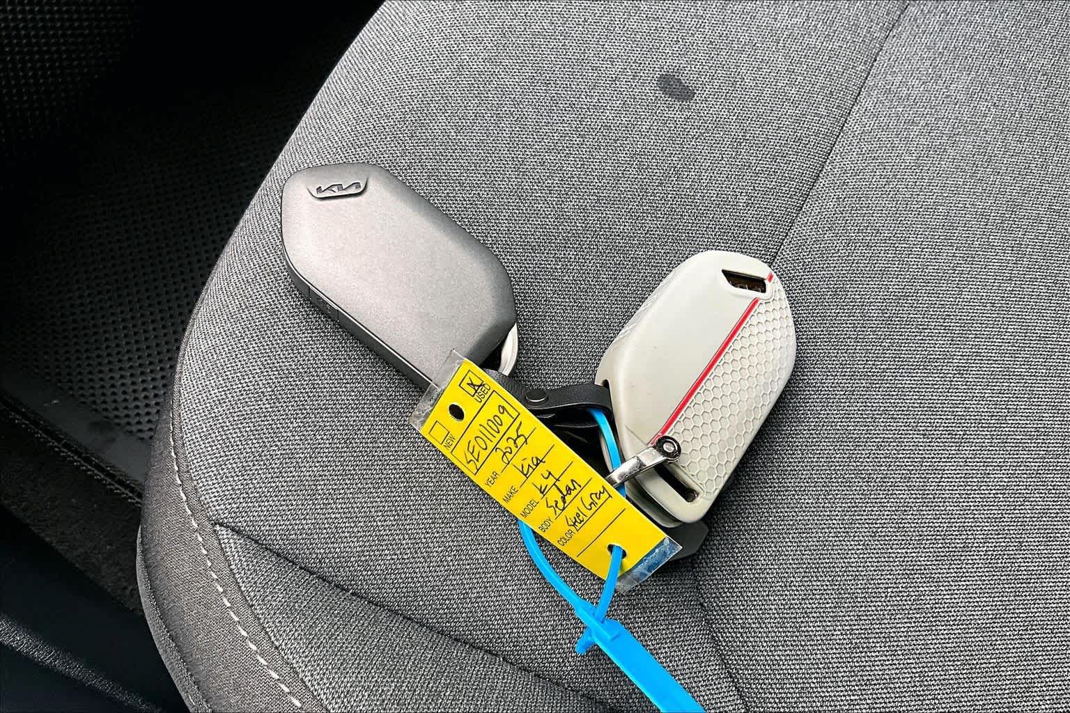 Used 2025 Kia K4 FWD image 14