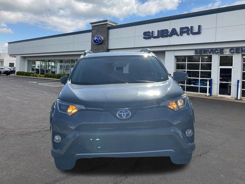 Used 2016 Toyota RAV4 XLE image 2
