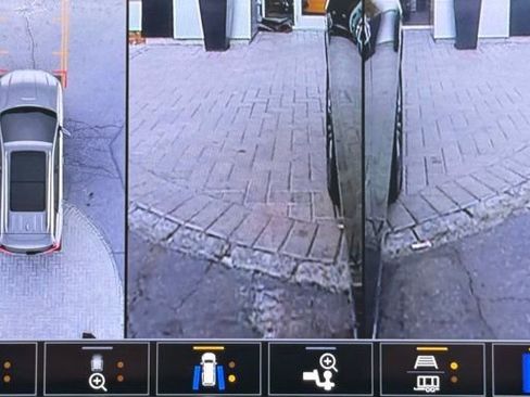 Used 2023 GMC Terrain Denali w/ Black Diamond Edition image 41