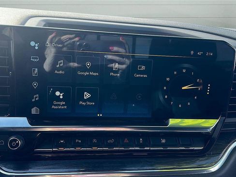 Used 2025 Chevrolet Silverado 1500 LTZ w/ LTZ Convenience Package II image 19