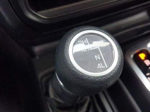 Used 2023 Jeep Gladiator Sport AWD/4WD image 26