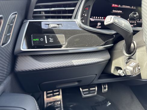 New 2026 Audi SQ8 Premium Plus AWD/4WD image 30