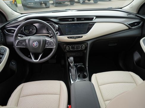 Used 2021 Buick Encore GX Essence AWD/4WD image 26