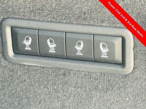 New 2024 Jeep Grand Wagoneer L 4WD w/ Convenience Group III image 12