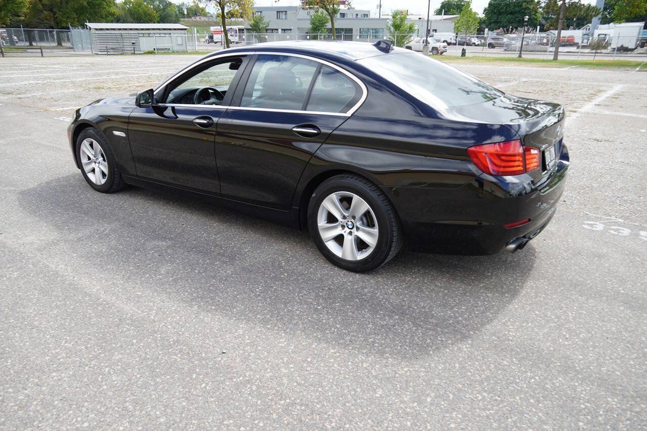 Used 2013 BMW 528i xDrive Sedan AWD/4WD image 9